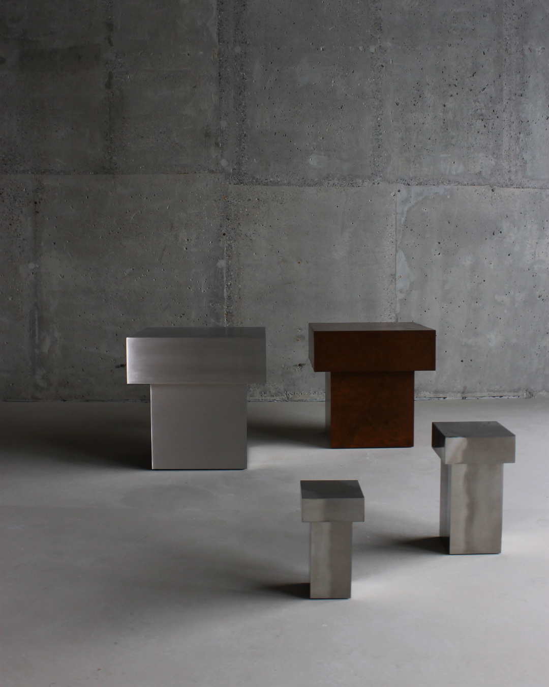 distinct m lamp